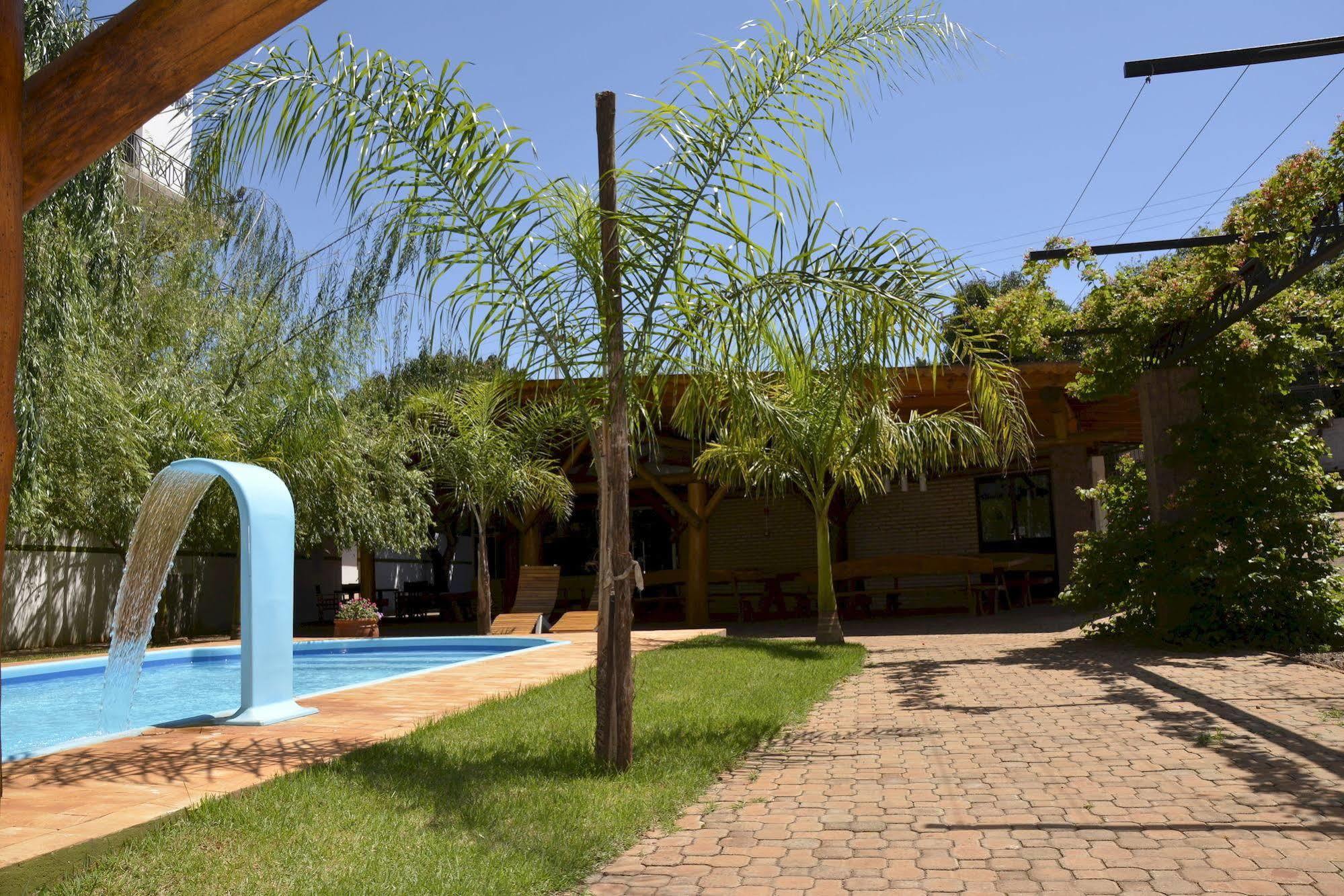 Hotel Salzburgo Ciudad del Este Exteriör bild