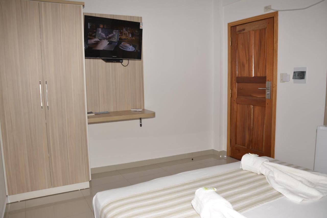 Hotel Salzburgo Ciudad del Este Exteriör bild