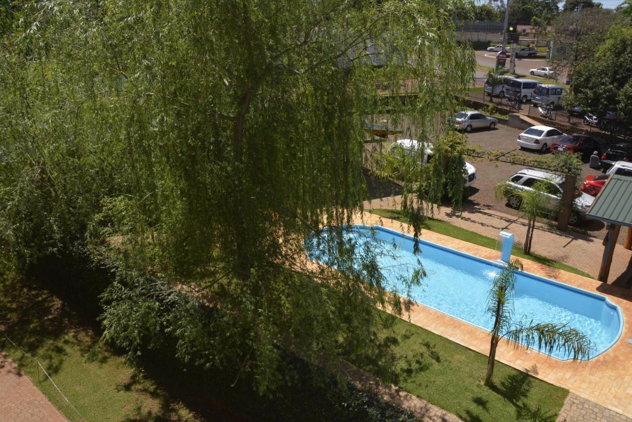 Hotel Salzburgo Ciudad del Este Exteriör bild